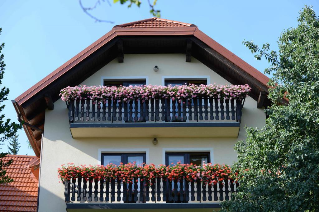 Apartment House Koprivnik Zreče Exterior foto